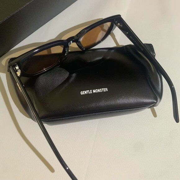 Gentle Monster NABI Sunglasses - Picture 10 of 10